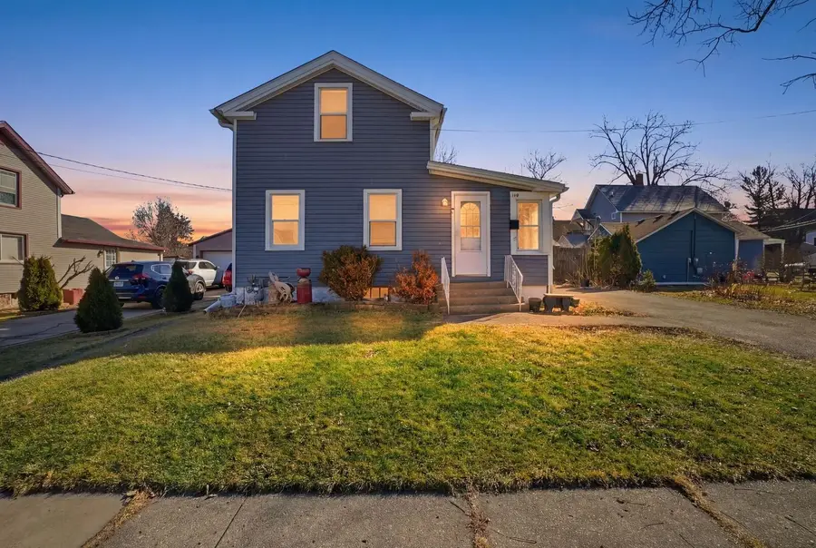 110 N Seminary Avenue, Woodstock, IL 60098 - #2