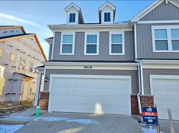 2235 Horseshoe Circle, Naperville, IL 60564