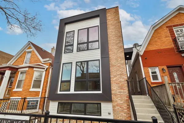 3404 W Evergreen Avenue, Chicago, IL 60651