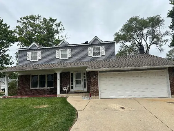 22 University Drive, Buffalo Grove, IL 60089