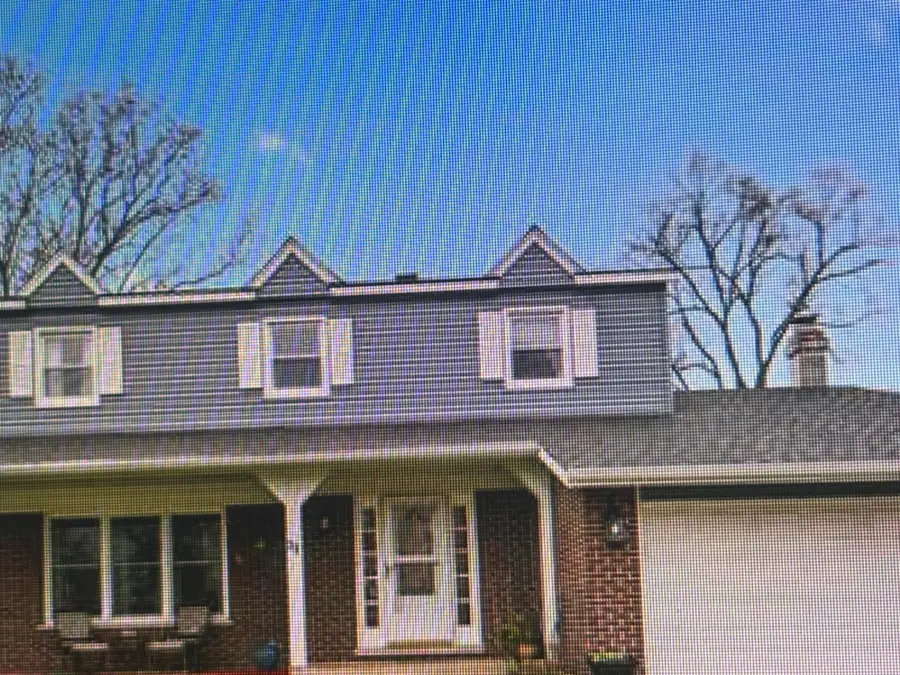 22 University Drive, Buffalo Grove, IL 60089 - #2