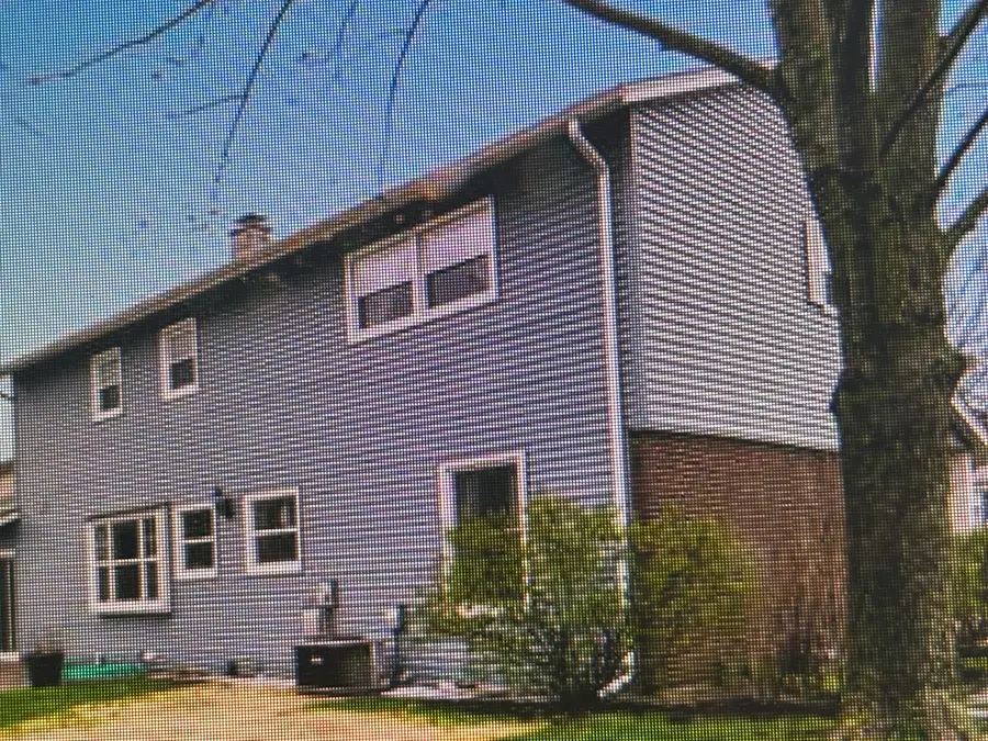 22 University Drive, Buffalo Grove, IL 60089 - #3