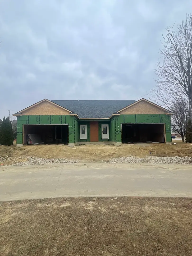 1663 Belclare Road, Normal, IL 61761 - #2
