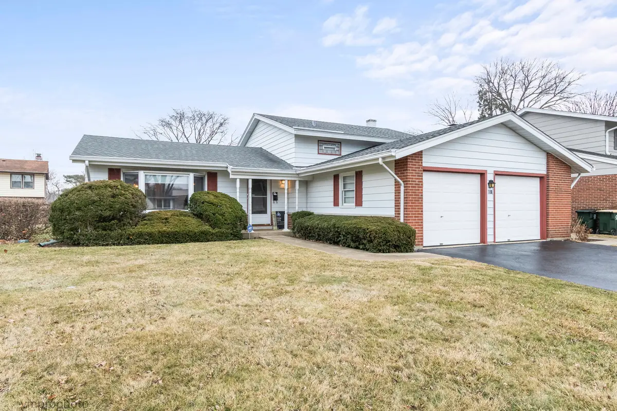 951 Lonsdale Road, Elk Grove Village, IL 60007 - #1