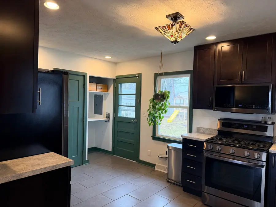 219 Magnolia Drive, Bloomington, IL 61701 - #3