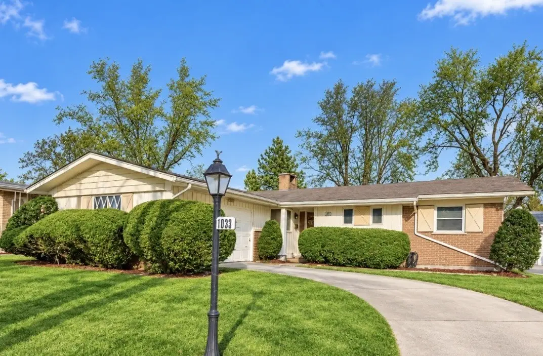 1033 W Ohio Street, Glenwood, IL 60425 - #1