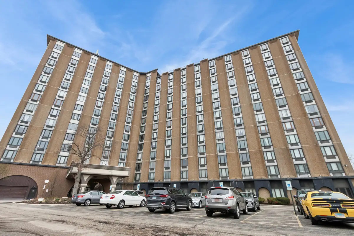 1 Renaissance Place #717, Palatine, IL 60067 - #1