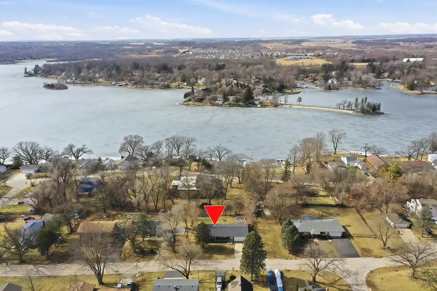 4717 Winnebago Drive, Wonder Lake, IL 60097 - #2