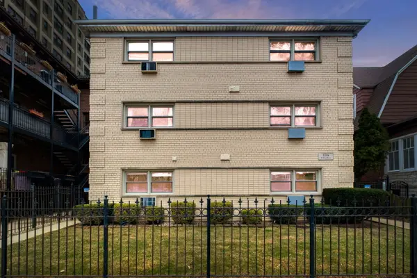 1238 W Pratt Boulevard N #2C, Chicago, IL 60626