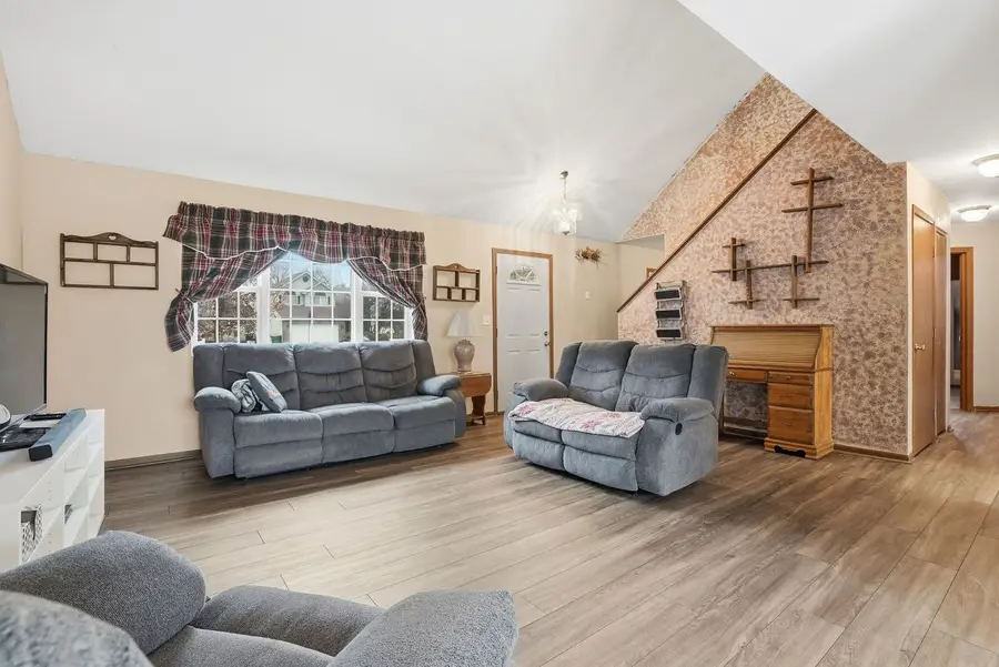 816 Ann Street, Joliet, IL 60435 - #3