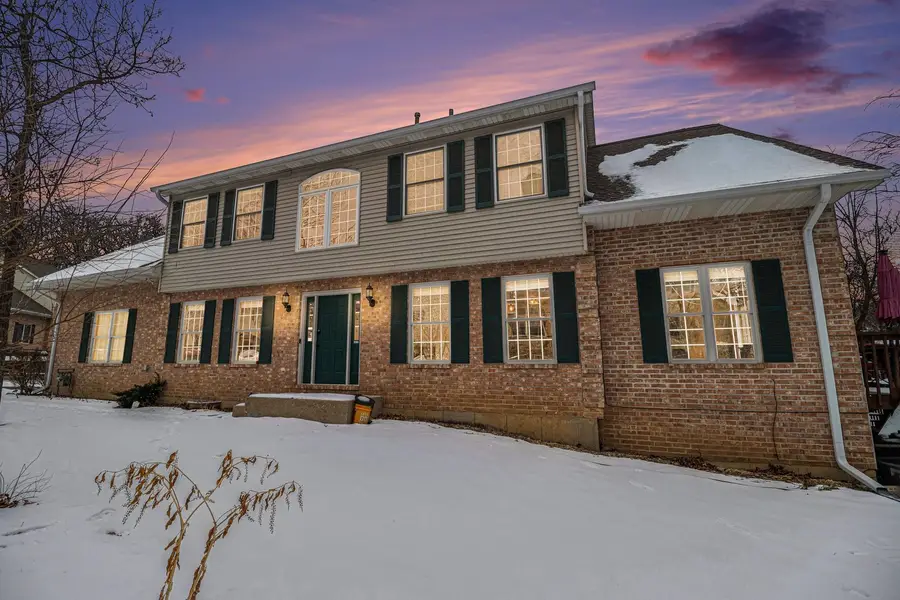 1352 Laurel Oaks Drive, Streamwood, IL 60107 - #3