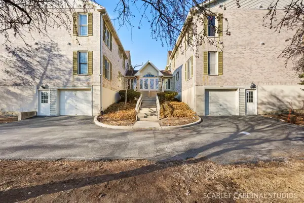 528 Pershing Avenue #G, Glen Ellyn, IL 60137