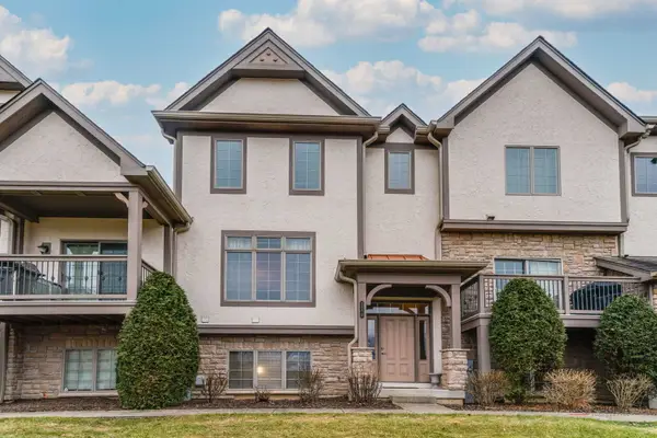 285 Regency Court Unit B Court, Wauconda, IL 60084