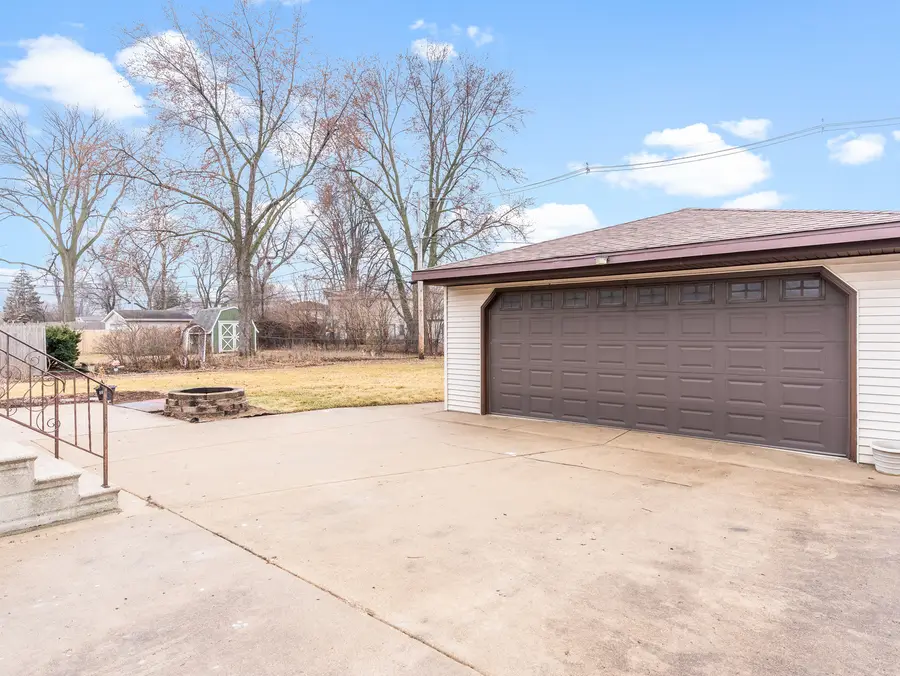 1101 Rooney Drive, Joliet, IL 60435 - #2