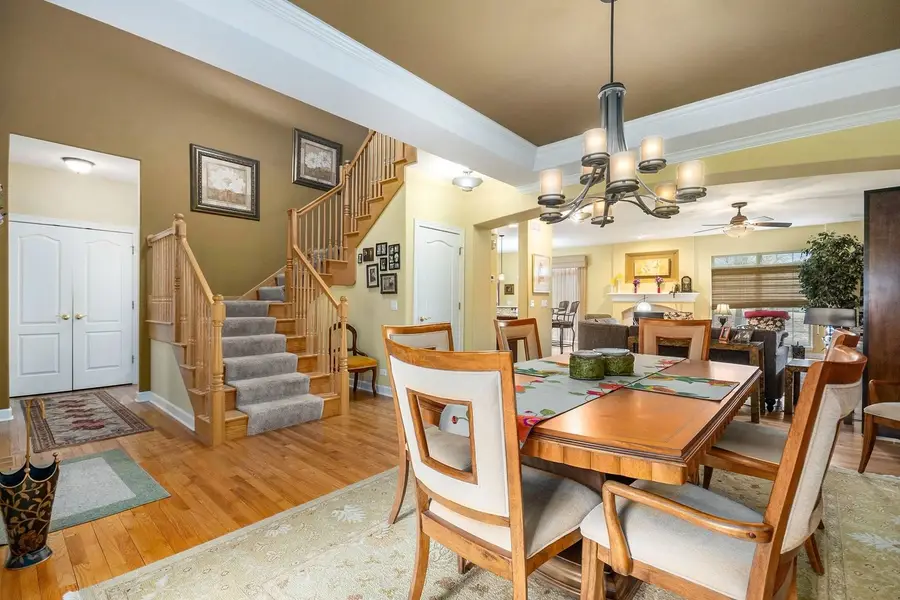 63 Oak Creek Court, North Aurora, IL 60542 - #3