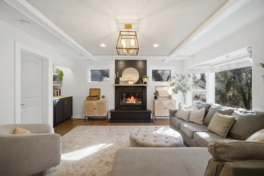 501 Elm Avenue, Geneva, IL 60134 - #2