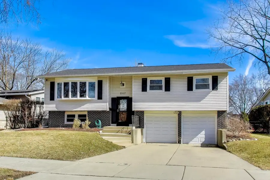 1107 N Greenfield Lane, Mount Prospect, IL 60056 - #2