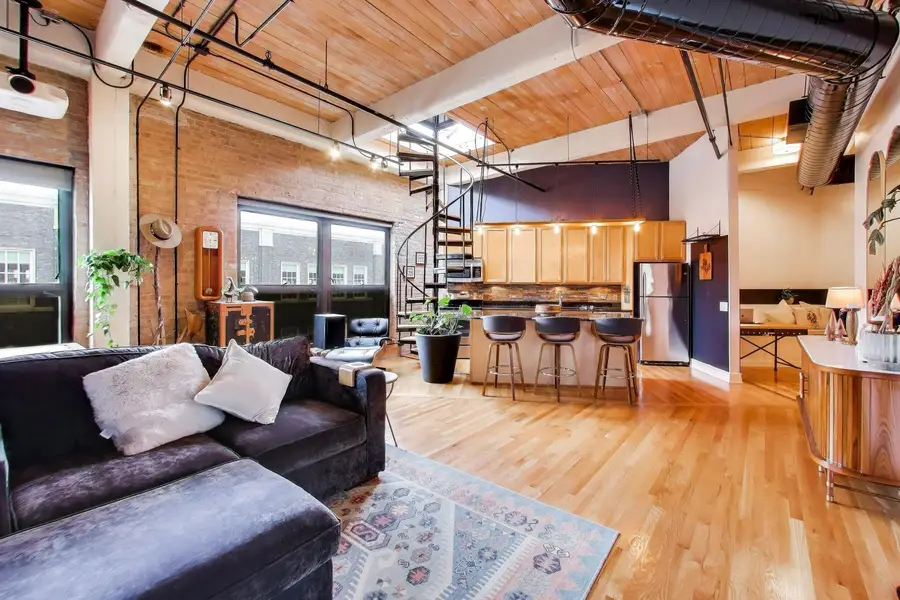 1728 N Damen Avenue #310, Chicago, IL 60647 - #3