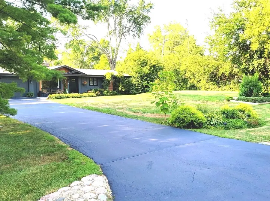 83 Wildwood Drive, Barrington, IL 60010 - #2