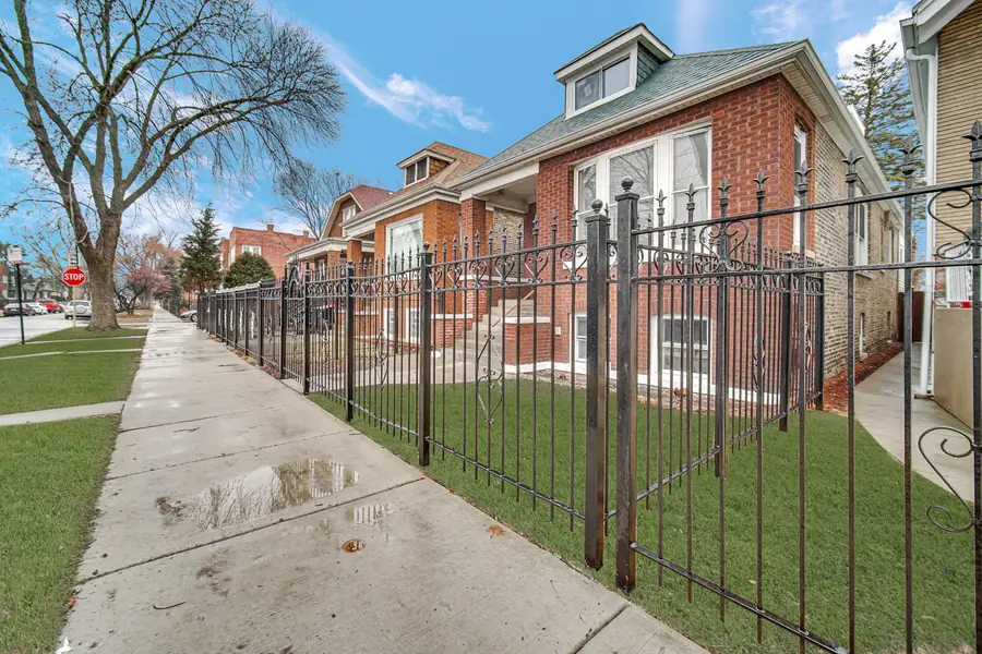 2053 N Laporte Avenue, Chicago, IL 60639 - #3
