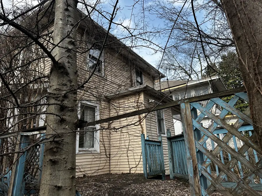 617 27th Street, Cairo, IL 62914 - #3