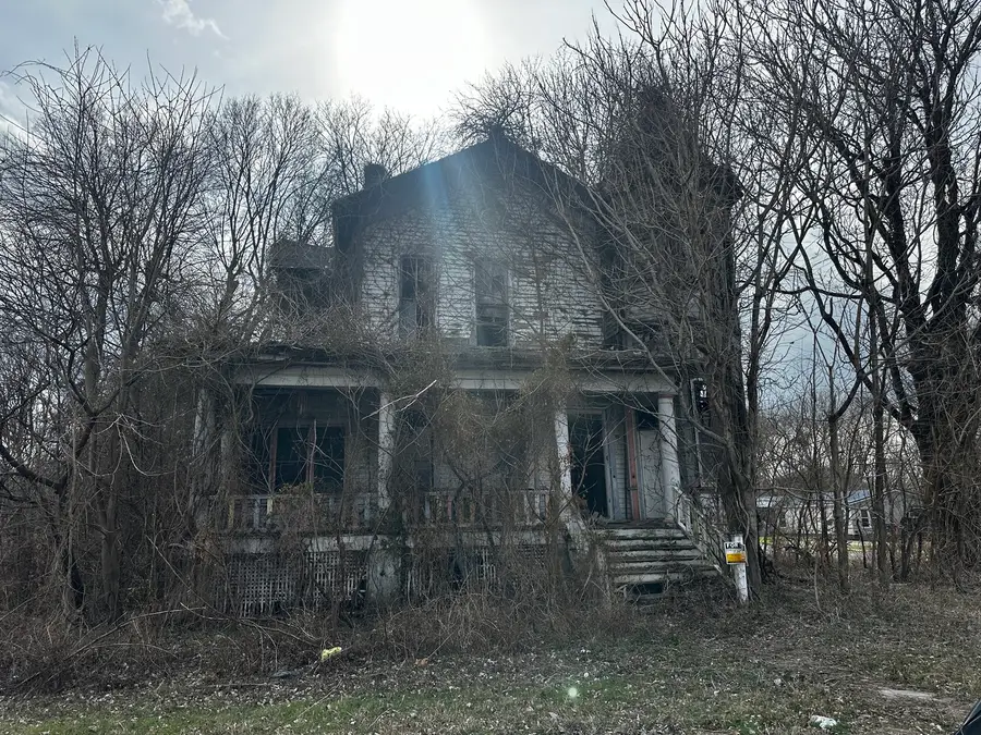 613 Martin Luther King Jr Avenue, Cairo, IL 62914 - #3