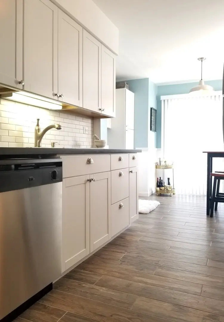 813 Valley Stream Drive #D, Wheeling, IL 60090 - #1