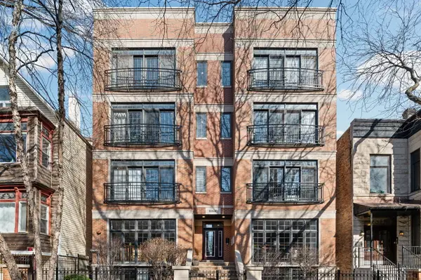 840 W Roscoe Street #4W, Chicago, IL 60657