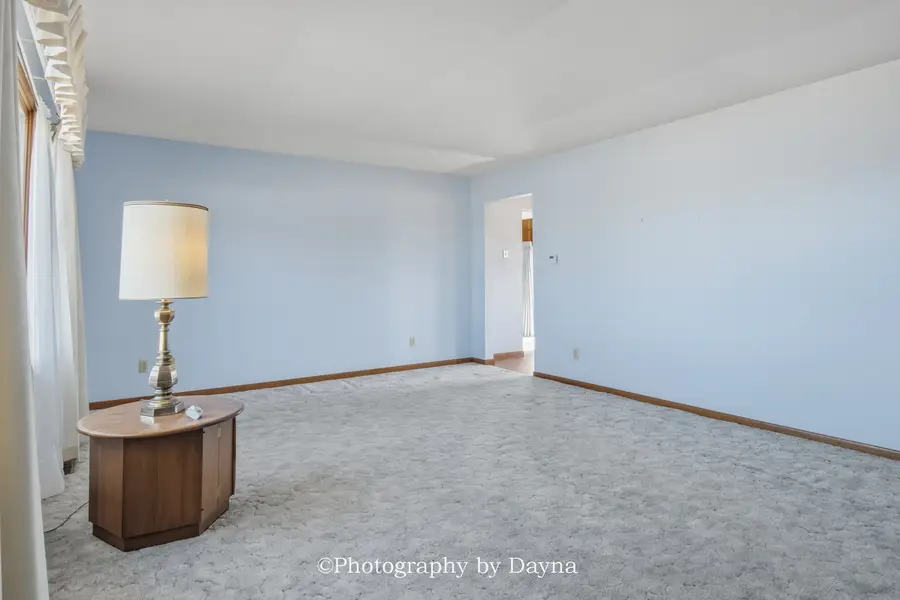 7302 E 3500s Road, Saint Anne, IL 60964 - #2