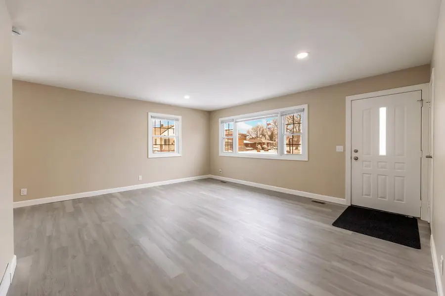 1616 Wilcox Street, Crest Hill, IL 60435 - #2