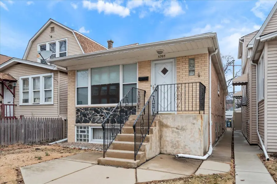5395 N Northwest Highway, Chicago, IL 60630 - #2