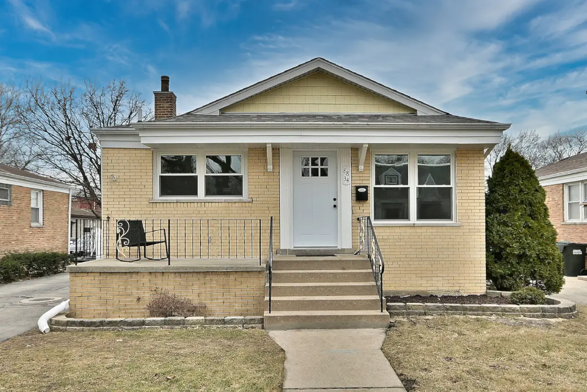 8834 S Albany Avenue, Evergreen Park, IL 60805 - #1