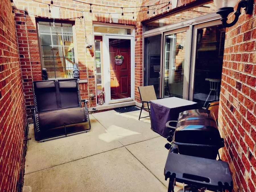 347 Arbor Glen Boulevard, Schaumburg, IL 60195 - #3