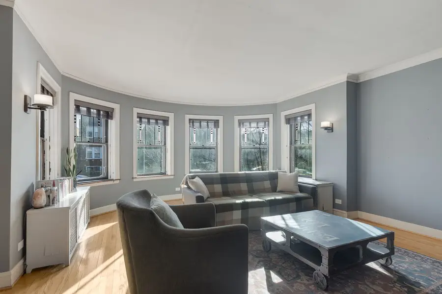 6524 N Campbell Avenue, Chicago, IL 60645 - #3