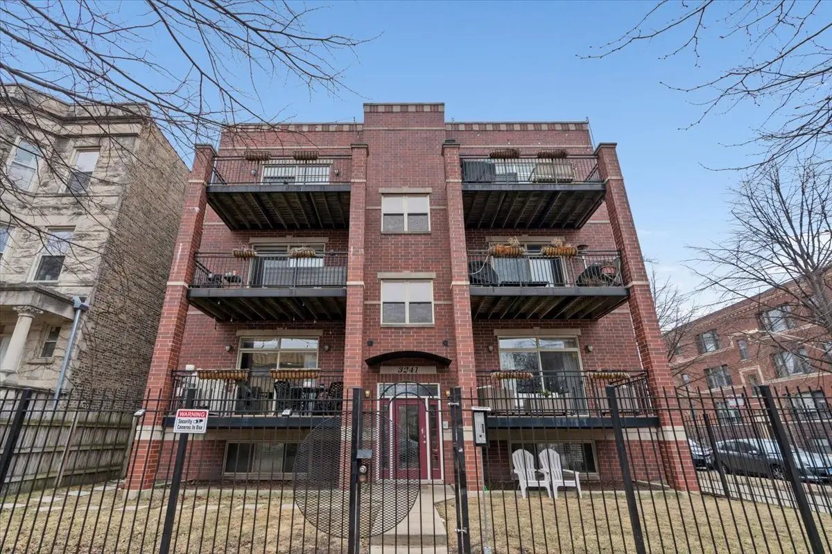 3241 W Palmer Street #1W, Chicago, IL 60647 - #1