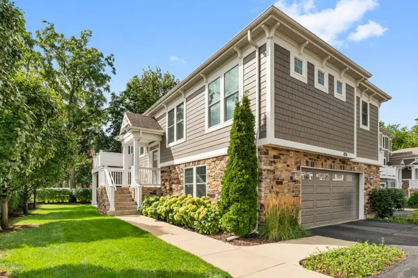 826 Chestnut Street, Deerfield, IL 60015