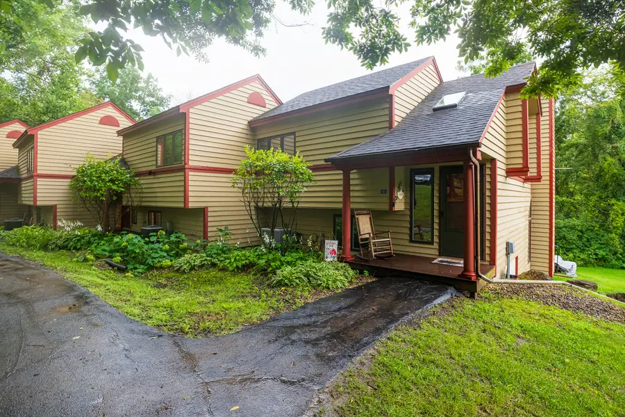 41 Spring Creek Lane, Galena, IL 61036 - #2