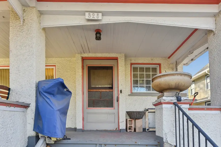 325 S Elmwood Avenue, Oak Park, IL 60302 - #3