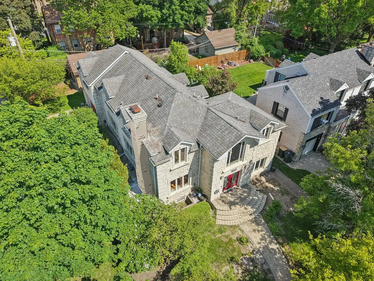 6857 N Knox Avenue, Lincolnwood, IL 60712 - #1