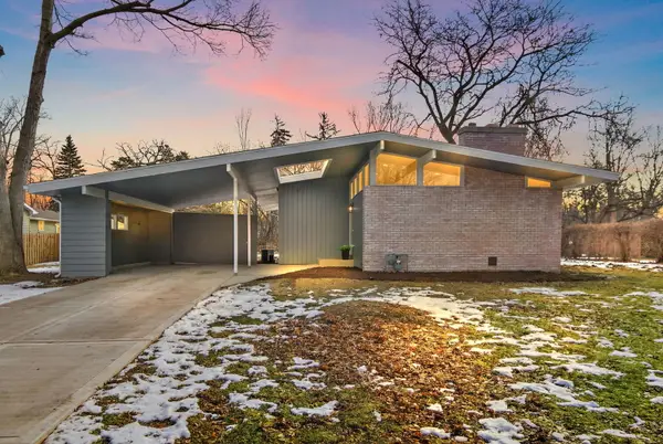 411 S 1st Street, Elburn, IL 60119