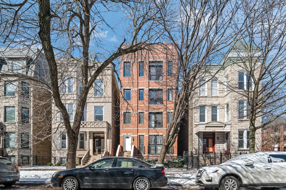 3652 N Fremont Street #3, Chicago, IL 60613 - #1