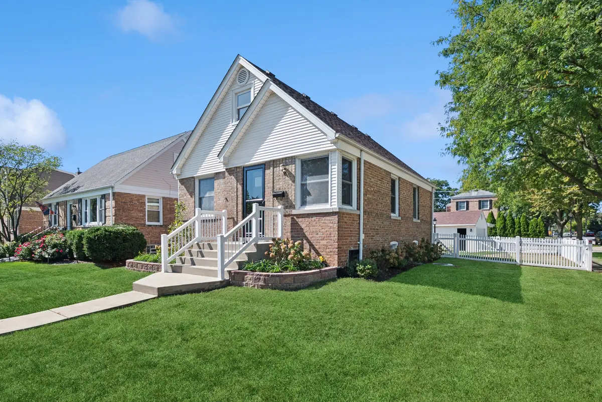 600 8th Avenue, La Grange, IL 60525 - #1