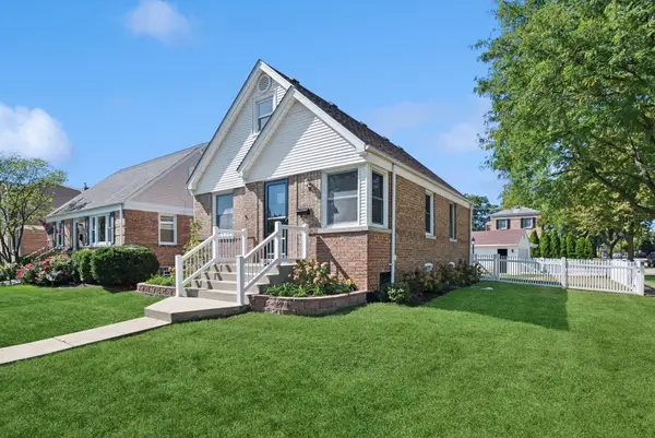 600 8th Avenue, La Grange, IL 60525