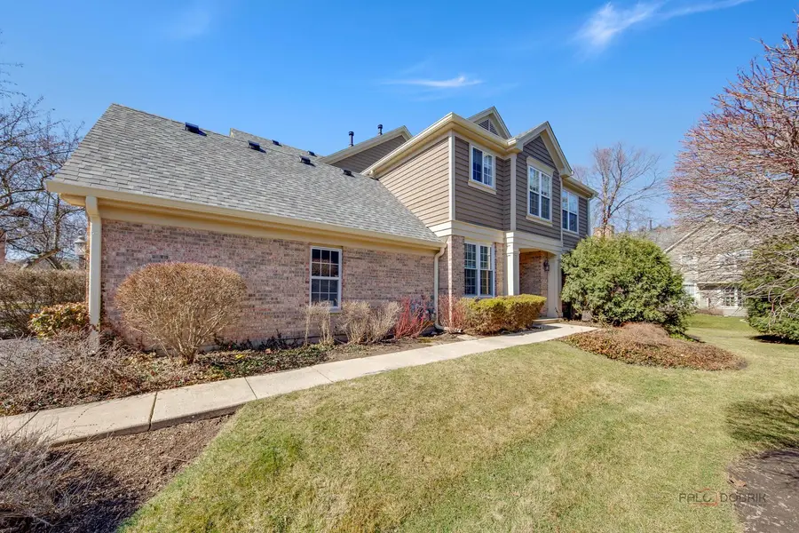 8 Ashford Court, Lincolnshire, IL 60069 - #2