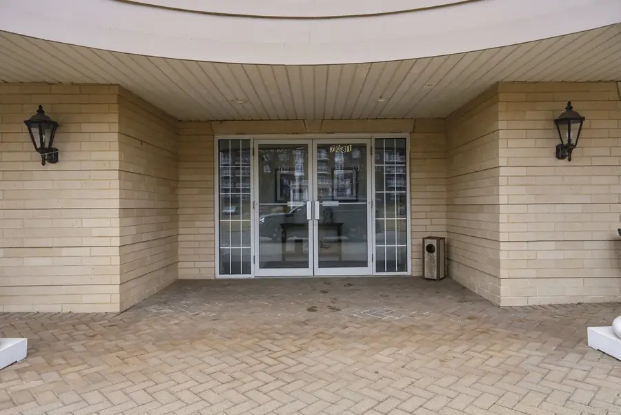 7081 W Touhy Avenue #407, Niles, IL 60714 - #2