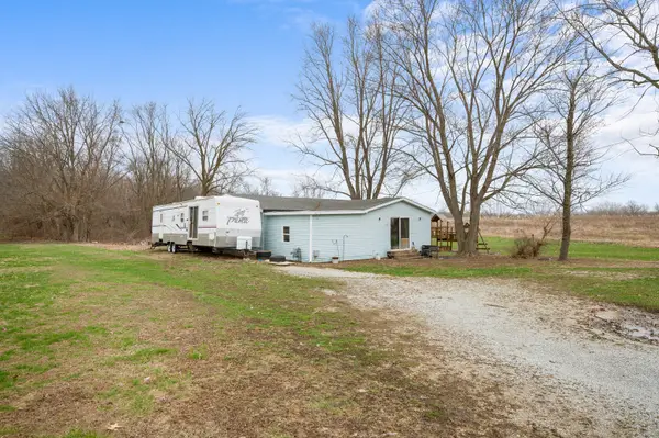 525 E Maple Street, Westfield, IL 62474