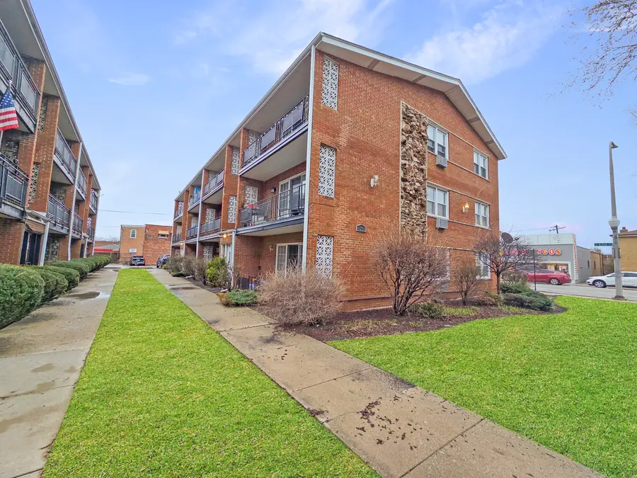 Address Withheld By Seller, Chicago, IL 60638 - #3