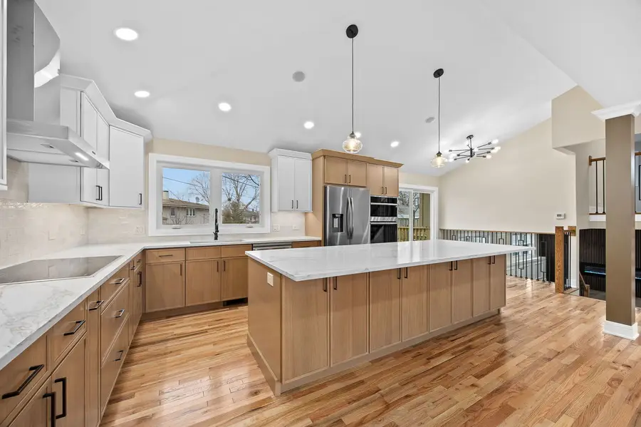 8651 S Kean Avenue, Hickory Hills, IL 60457 - #3