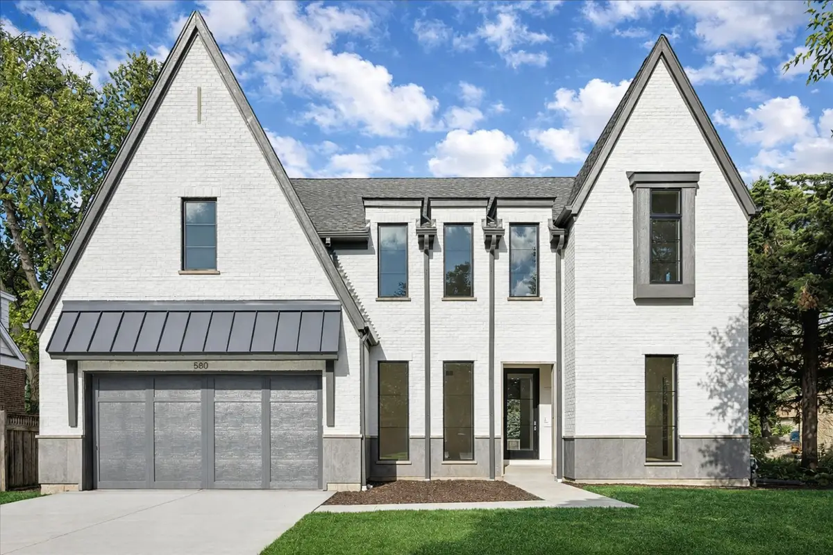 580 S Kearsage Avenue, Elmhurst, IL 60126 - #1