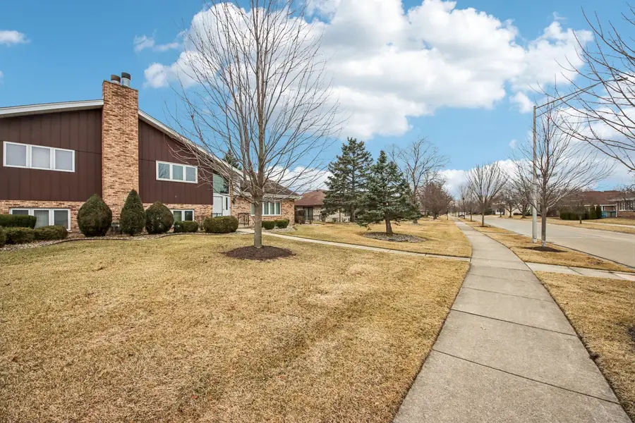 10515 Eagle Ridge Drive, Orland Park, IL 60467 - #2